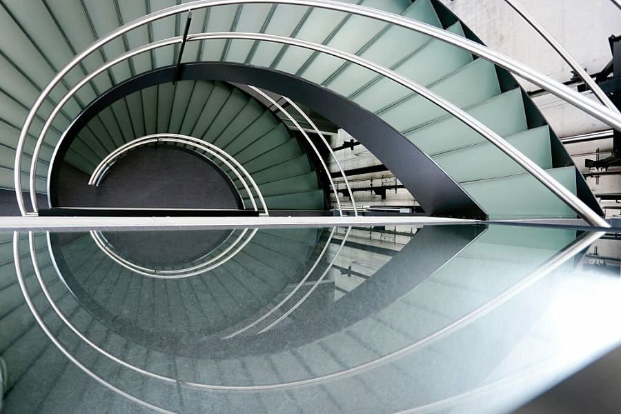 Creating a Modern Staircase Design