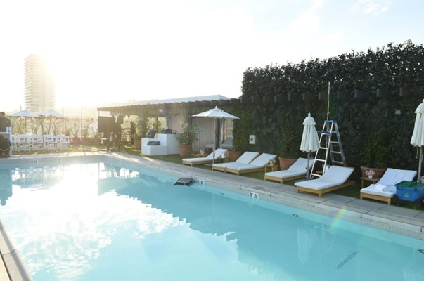 Robot Pool Cleaner: