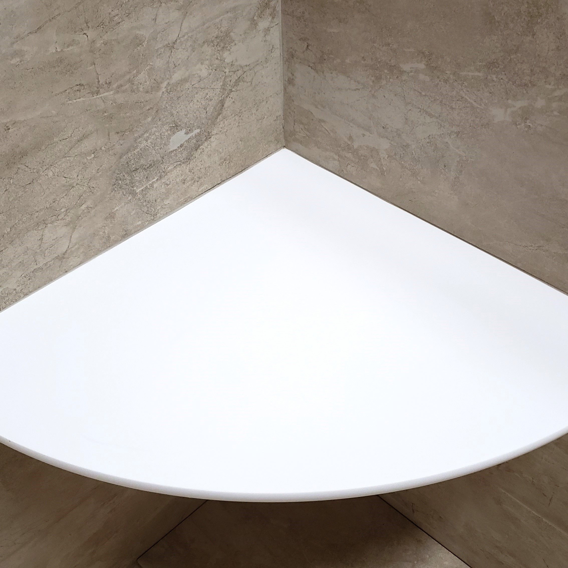 Floating Seat